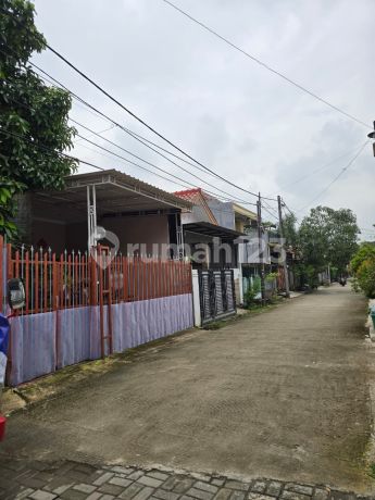 For Sale Cheap 3+1 Bedroom House in Mutiara Garuda, Teluk Naga, Tangerang