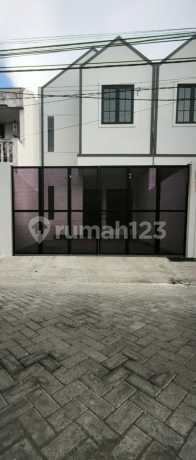 DIJUAL NEW MINIMALIS JL. VIRGO KARANG EMPAT DEKAT RAYA MERR DAN GALAXY MALL
