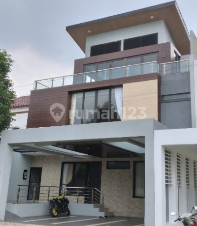 Rumah Modern Eksklusif Santorini Sentul City