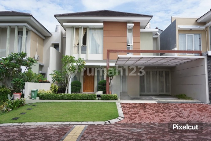 Rumah Mewah di Dalam Perumahan Green Hills Residence Ngaglik Sleman