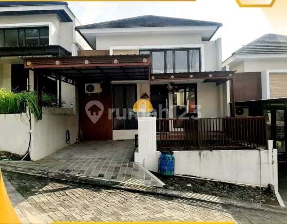Rumah Bagus Dan Terawat Di Pandanaran Hills Tembalang
