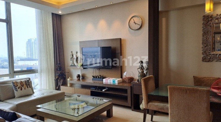 Dijual Cepat Apartemen Summmit ******** Bagus Dijual Cepat Apartemen Summmit ******** Bagus