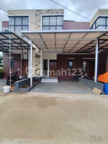 Bisa KPR, Rumah, 2 Lantai, SHM