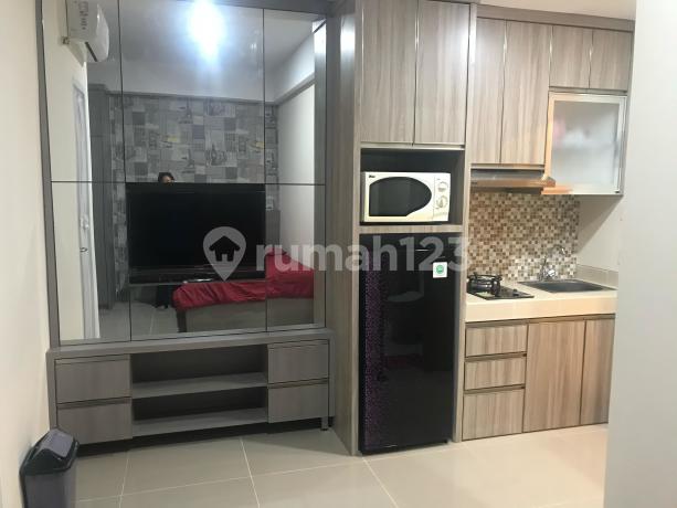 Dijual Apartemen Full Furnished Dekat Pusat Perbelanjaan Bsd