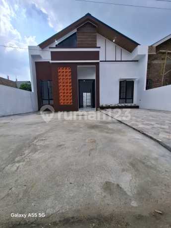 Rumah 1 Tkt Siap Huni Taman Harapan Permai Daerah Johor Ujung