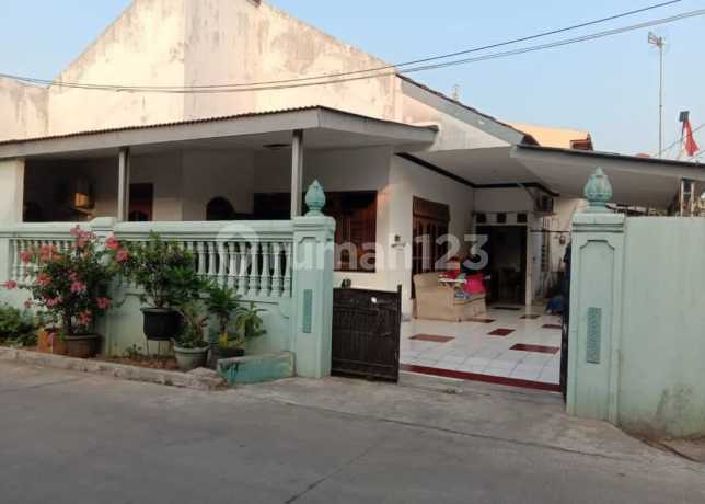 Rumah Nyaman Siap Huni di Pondok Cipta Beksi Barat