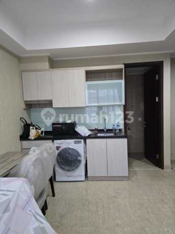 Apartemen Menteng Park Private Lift 2 Bedroom Semi Furnished