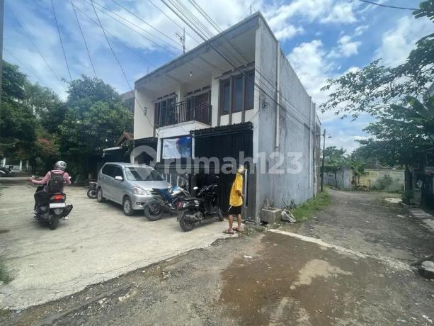 Affordable Two-Story Auction House in Kopo, Bandung Regency Affordable Two-Story Auction House in Kopo, Bandung Regency