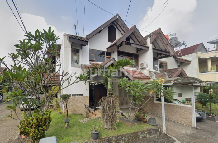 Lelang Murah Rumah 2 Lantai siap huni Bandung Kota