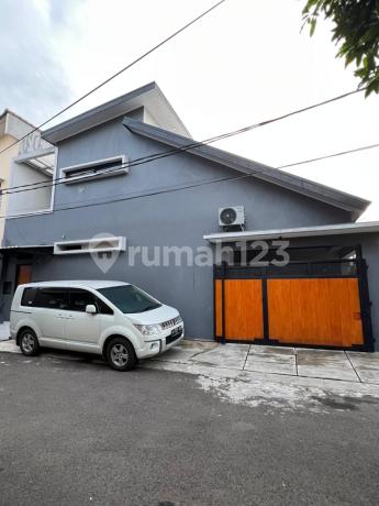 Rumah Baru Renovasi di Taman Narogong Indah Bekasi Rumah Baru Renovasi di Taman Narogong Indah Bekasi