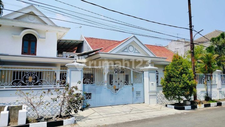 Rumah Jemur Andayani Luas Terawat Siap Huni