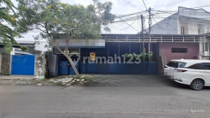 Rumah Hitung Tanah Manyar Kartika Strategis Rumah Hitung Tanah Manyar Kartika Strategis