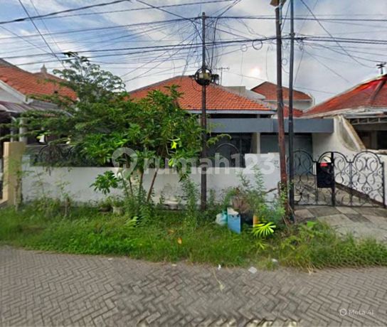 Rumah Manyar Kartika Hitung Tanah Strategis