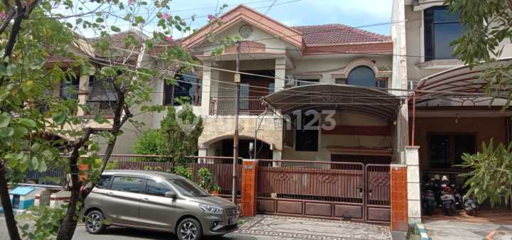 Rumah Taman Asri Utara Pondok Candra Siap Huni