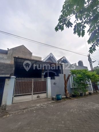 Dekat Tol. Full Bangunan, Siap Huni Dekat Tol. Full Bangunan, Siap Huni