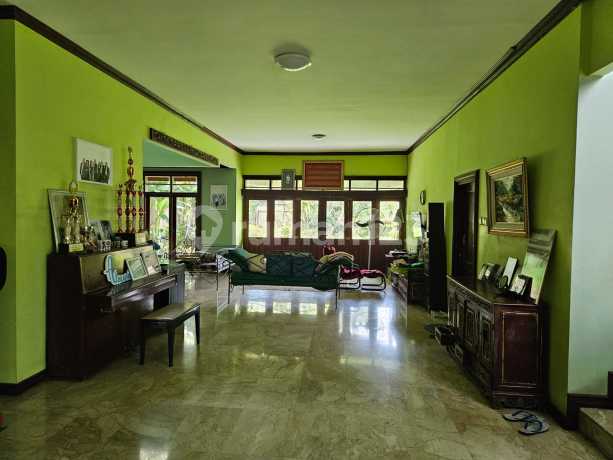 Rumah Besar SHM di Pesona Depok, Harga Nego
