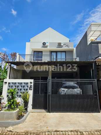 Rumah Hook Banci Lokasi Strategis di Bumi Serpong Residence