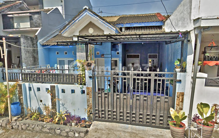 Rumah Biru Minimalis di Klipang Pesona Asri 1 Tembalang