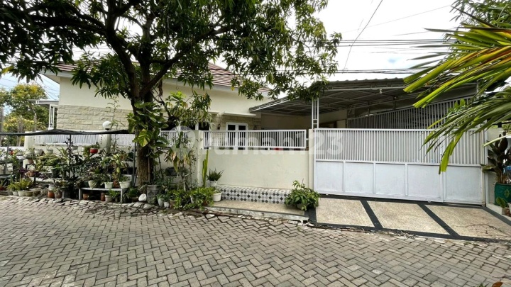 For Sale: Bumi Citra Fajar House Near Siti Hajar Hospital Sidoarjo