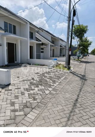 Rumah Strategis Terjangkau Dekat Surabaya Rumah