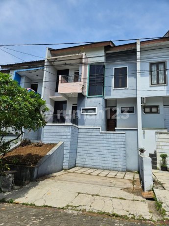 Turun Harga..Rumah Bagus Siap Huni Dalam Cluster di Bandung Timur Turun Harga..Rumah Bagus Siap Huni Dalam Cluster di Bandung Timur