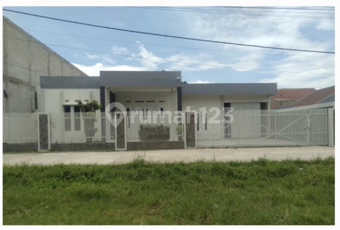 Rumah Murah untuk Kosan di Jatinangor Ramai Siap Huni Rumah Murah untuk Kosan di Jatinangor Ramai Siap Huni