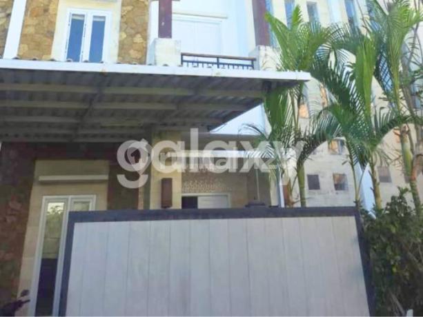 TWO-STORY HOUSE IN ROYAL GARDEN RESIDENCE TAMAN GIRI BADUNG, BALI