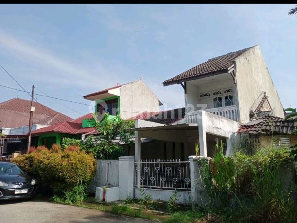 Two-Story House at Jl. Bpi No. 1, West Pamulang, Pamulang, South Tangerang City, Banten, Indonesia, 15417, Pamulang