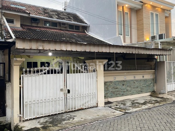 Jual Cepat Rumah 2 Lantai Sangat Terawat Manyar Jaya Surabaya