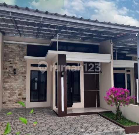 Di Jual Rumah Medhina Recidance Siap Huni Dekat Akses Tol