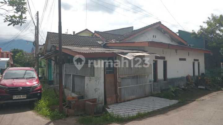 Rumah Luas Posisi Hook di Perumahan Bukit Asri Ciomas Indah SHM