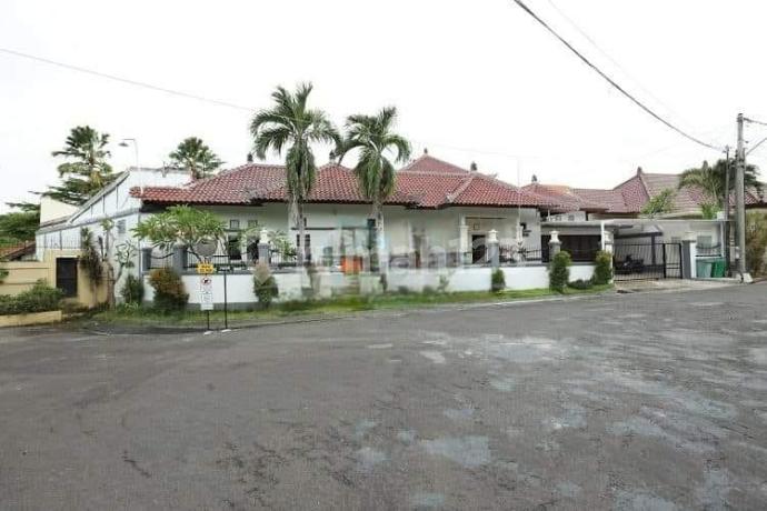 Villa Putra Bali Hill (LT/LB 806/750 m) Villa Putra Bali Hill (LT/LB 806/750 m)