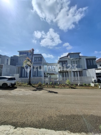 2 Rumah Rendeng 3Lt View Perkebunan Asri di Rose Garden Bdg Utara