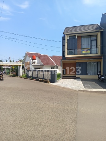 Cluster Boulevard Sawangan Village ( Lt.182 ) Cluster Boulevard Sawangan Village ( Lt.182 )