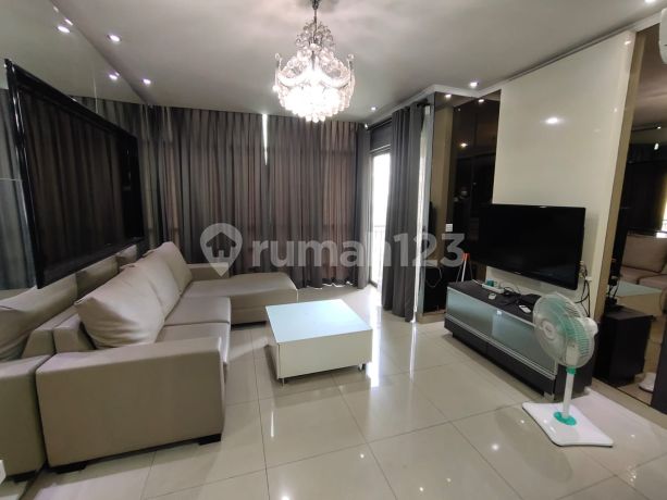 Apartemen 3 Kamar Tidur Furnished di Sahid Sudirman Residence Lokasi Strategis