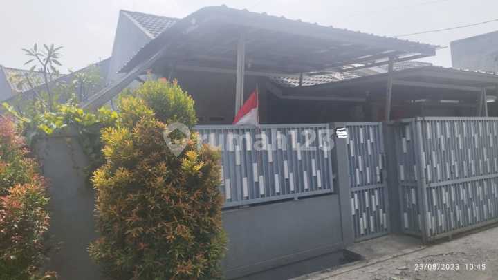 Rumah Strategis Selangkah Menuju Stasiun Kereta Di Bojong Gede