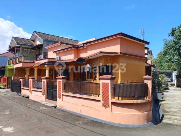 Dijual Rumah Hunian Posisi Hoek, Nyaman Di Taman Pagelaran Ciomas