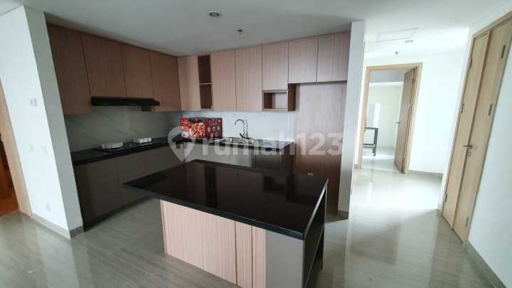 3-Bedroom Apartment with Private Elevator in Lippo Karawaci