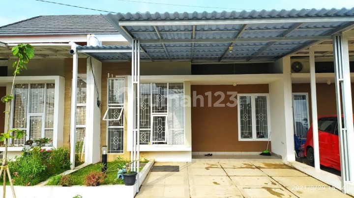For Sale House in Cluster Near Toll Road in Satria Jaya, North Tambun