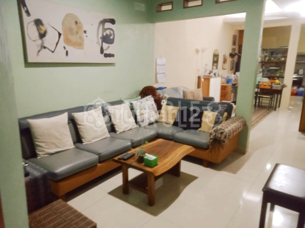 Rumah Cantik Siap Huni di Cluster Antapani