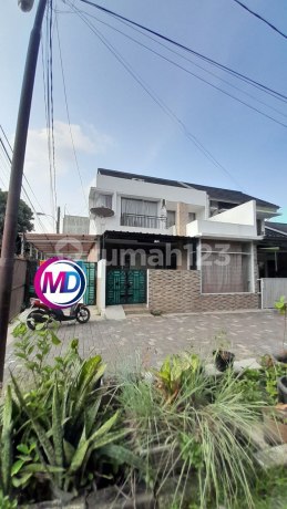 Rumah Hook 2 Lantai Komplek Mas Naga Bintara Bekasi Barat