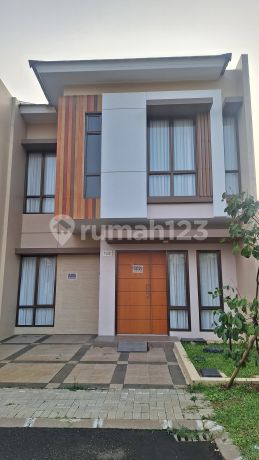 Rumah Cantik Siap Huni Di Kawasan Aman Dan Lengkap