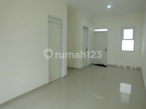 For Sale La Margas Ready to Occupied Negotiable Price