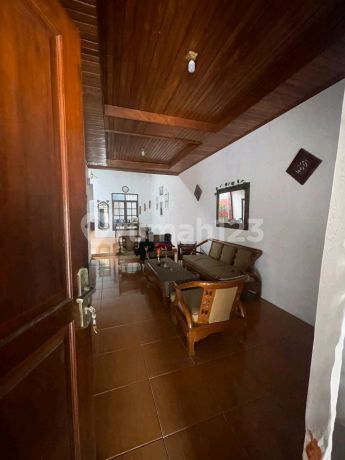 Hunian Nyaman Adem Asri Plus Fasilitas Kolam Renang Dan Lapang Tenis