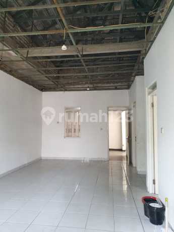 Modern La Margas House Ready to Occupy