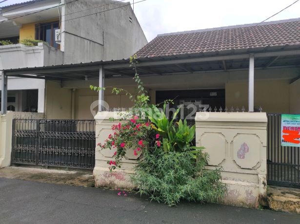 Di Jual Rumah di Sarua Permai - Tangerang Selatan