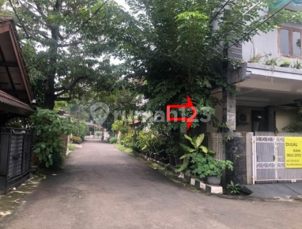 Rumah Hook 2 LT Luas 180 di Bumi Pesanggrahan Mas, Petukangan Selatan - Cash Only