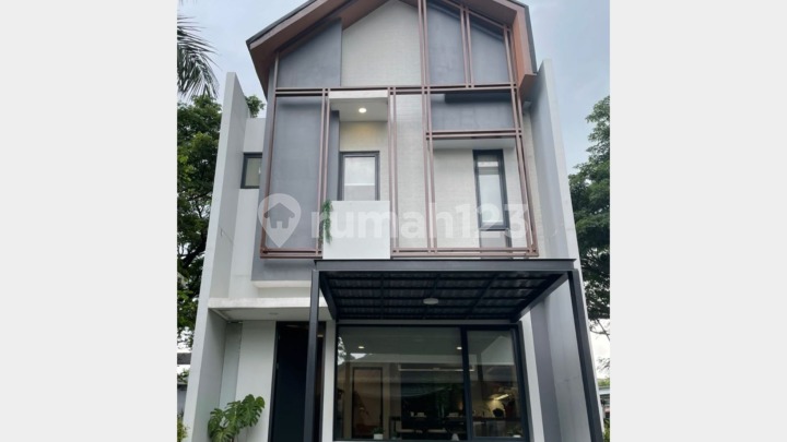 Rumah Bagus 2 Lantai di Cluster Yuthica Bsd City, Tangerang Selatan Rumah Bagus 2 Lantai di Cluster Yuthica Bsd City, Tangerang Selatan