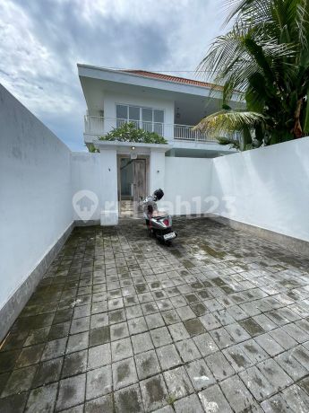 Dijual Villa 3 Bedroom Siap Negosiasi Lokasi Munggu Dijual Villa 3 Bedroom Siap Negosiasi Lokasi Munggu