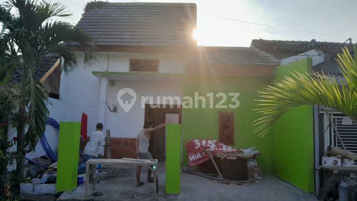 Dijual Rumah Sidoajo Kota Plafond Tinggi 4 Meter Dijual Rumah Sidoajo Kota Plafond Tinggi 4 Meter